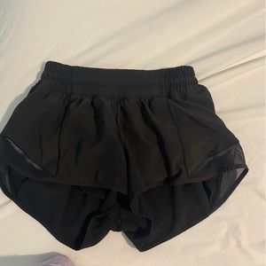Lulu lemon hotty hot shorts
